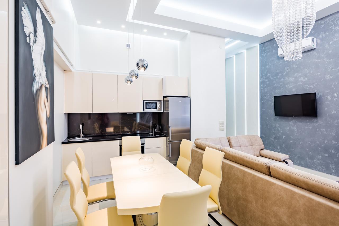 Leogrand Deluxe Apartments On Doroshenka 17 Lviv Exterior photo